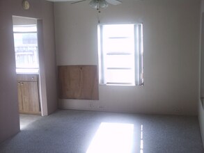 1328 Illinois Ave in Palm Harbor, FL - Building Photo - Building Photo