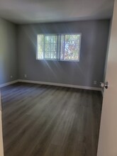 7749 Reseda Blvd in Reseda, CA - Building Photo - Building Photo