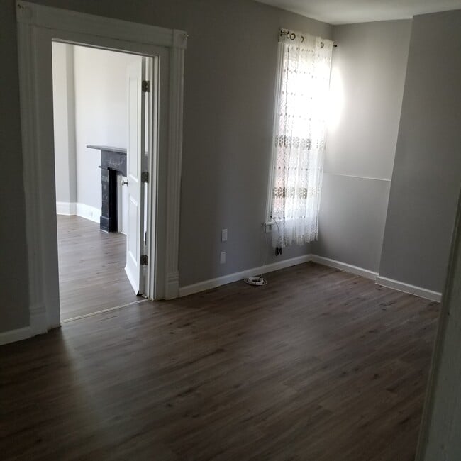 84 Carson Ave, Unit 2