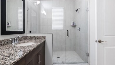 20927 NW 1st Ct in Pembroke Pines, FL - Building Photo - Building Photo