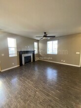 972 Stonehaven Dr in North Salt Lake, UT - Building Photo - Building Photo