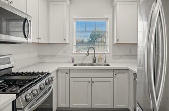 731 Bath St in Santa Barbara, CA - Building Photo - Building Photo