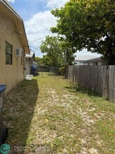 2751 NW 14th Ct in Fort Lauderdale, FL - Building Photo - Building Photo
