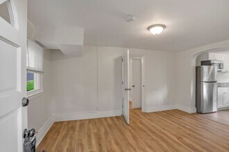 717 Kalb St SE-Unit -Unit B in Atlanta, GA - Building Photo - Building Photo