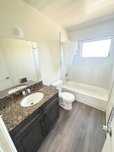14555 Blythe St in Los Angeles, CA - Building Photo - Building Photo