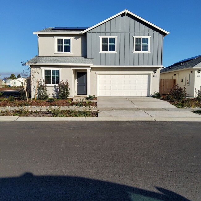 2209 George Dr in Yuba City, CA - Building Photo - Building Photo