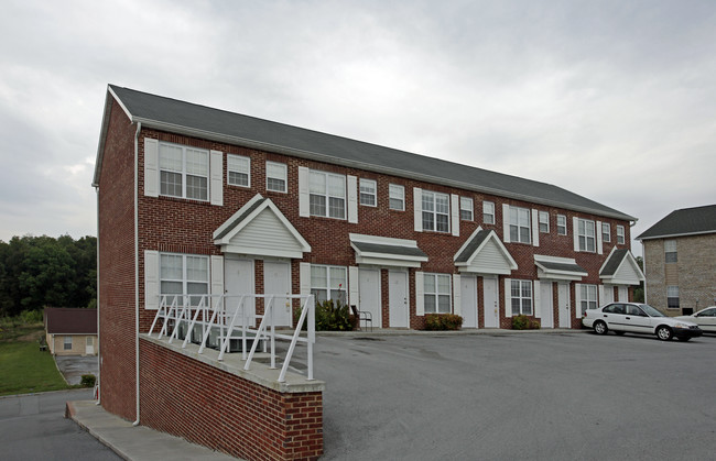 Glen Meadows Apartments in Sevierville, TN - Foto de edificio - Building Photo