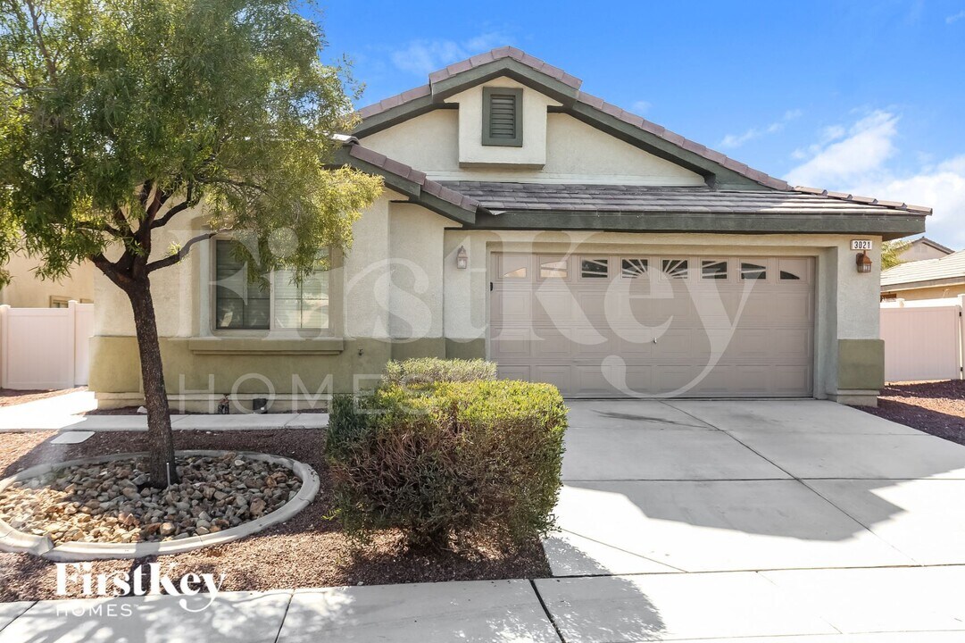 3021 Blush Noisette Ave in North Las Vegas, NV - Foto de edificio