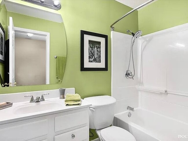 1530 Auburn Ave in Naperville, IL - Building Photo - Building Photo