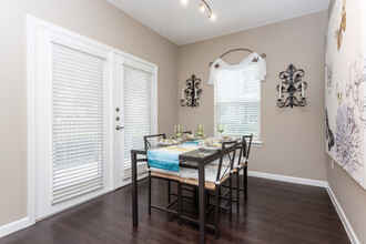 The Reserve at Towne Crossing in Longview, TX - Foto de edificio - Interior Photo