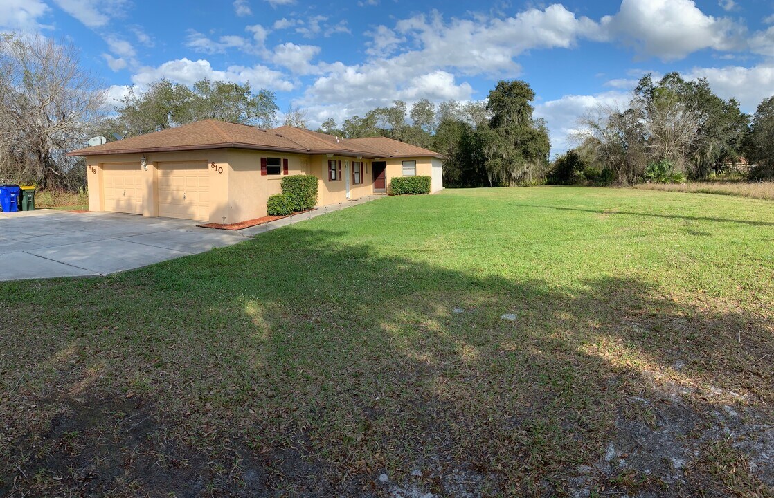 810 Placid Lakes Blvd in Lake Placid, FL - Foto de edificio