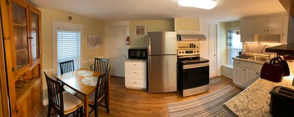 63 Elm St, Unit #1 Upstairs in Rutland, VT - Building Photo - Building Photo