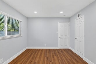 1519 E Michelson St in Long Beach, CA - Building Photo - Building Photo