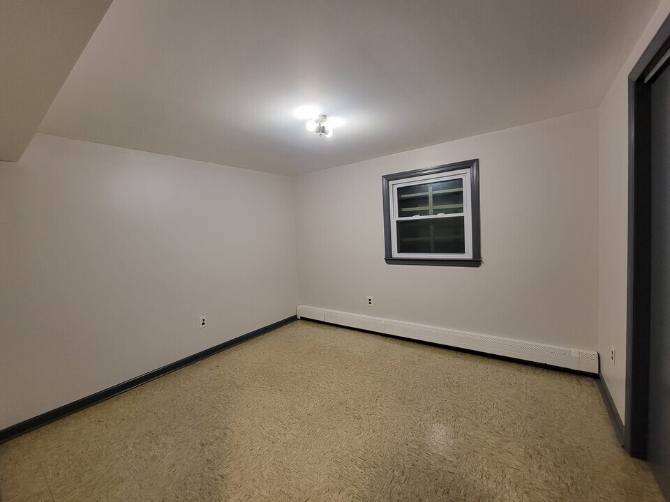 17 Charles St in Jersey City, NJ - Building Photo