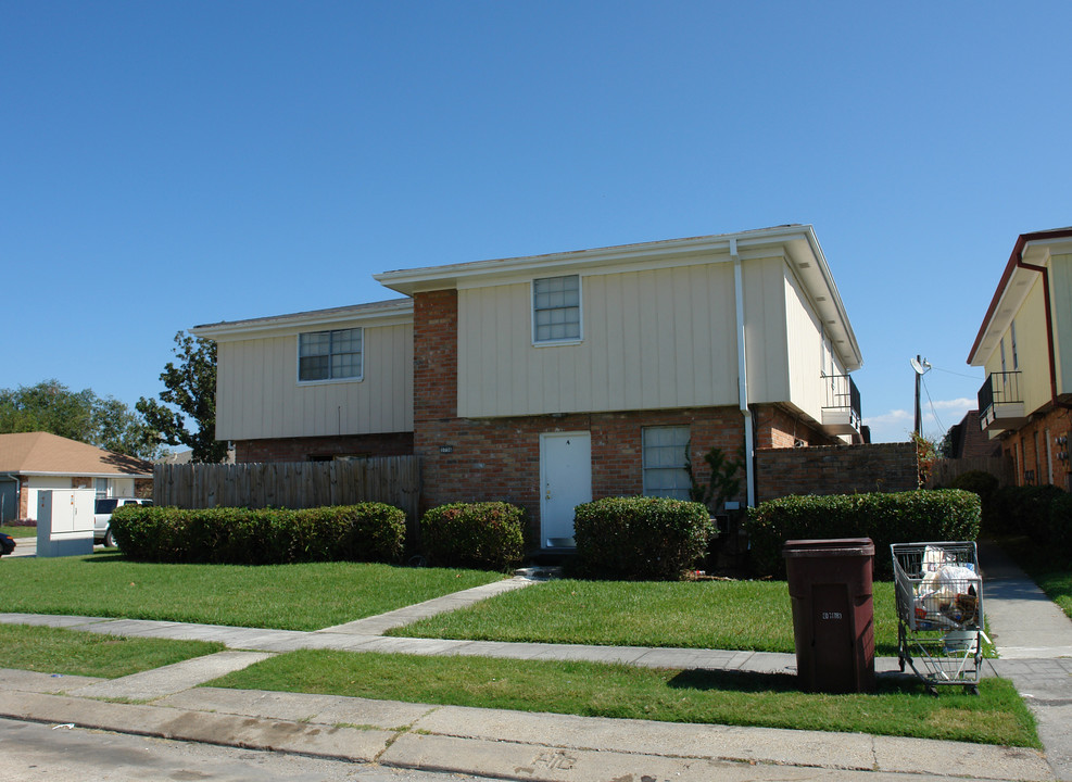 3756 Martinique Ave in Kenner, LA - Building Photo