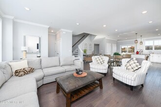 26 Kelly Wy in Tinton Falls, NJ - Building Photo - Building Photo