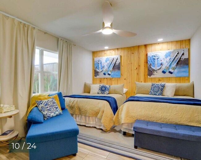 property at 2721 Valencia Dr
