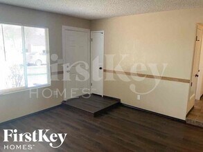 314 W Oraibi Dr in Phoenix, AZ - Building Photo - Building Photo
