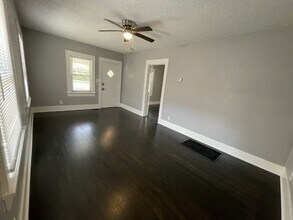 222 S Charles St in Wichita, KS - Building Photo - Building Photo
