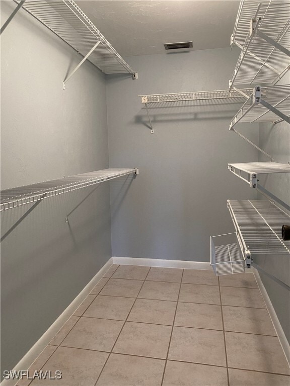 property at 4955 Pepper Cir