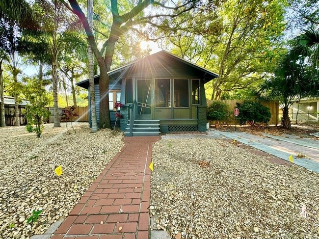 property at 6601 N Navin Ave