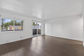 3216 Delaware St in Oakland, CA - Building Photo - Building Photo