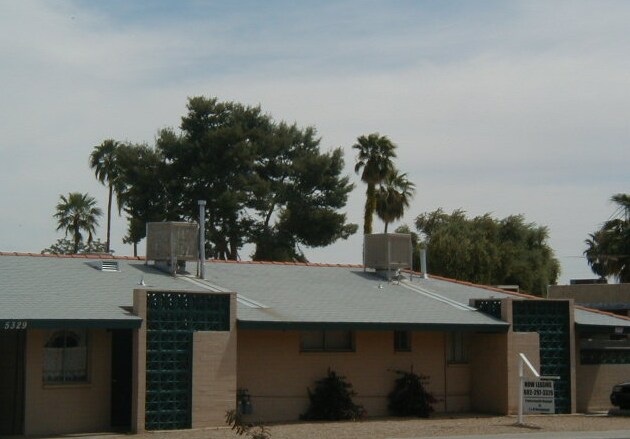 12th St & Missouri in Phoenix, AZ - Building Photo