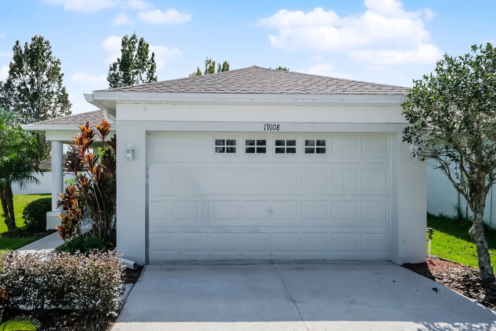19108 Dunlap Ct in Land O Lakes, FL - Building Photo