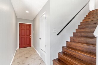 302 Splitrock in Round Rock, TX - Building Photo - Building Photo