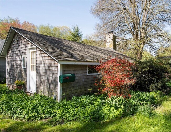 77 Kelley Rd in North Kingstown, RI - Building Photo - Building Photo
