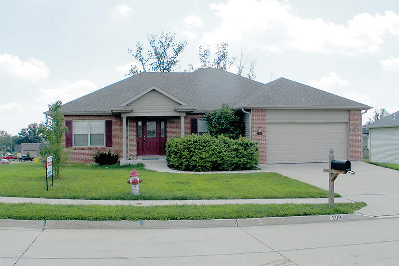 208 Jackal Dr in Columbia, MO - Building Photo