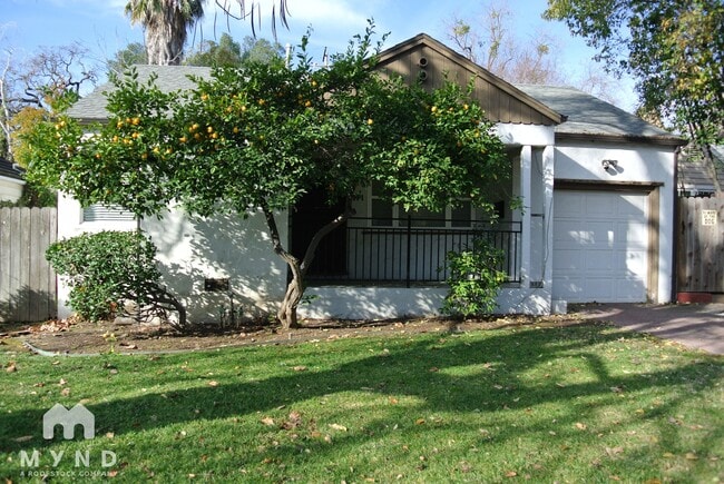 property at 2141 Royal Oaks Dr