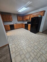 522 Park Duplex A Park in Pittsburg, KS - Building Photo - Building Photo