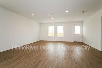 3740 Palmetto Blf Dr in Mustang, OK - Building Photo - Building Photo