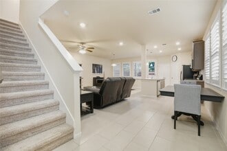 7335 Hinsdale Dr in Pasadena, TX - Building Photo - Building Photo