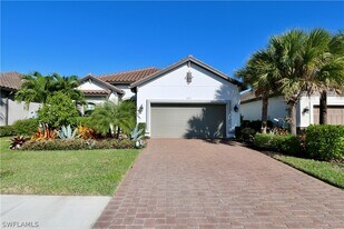 8191 Lucello Ter S in Naples, FL - Building Photo
