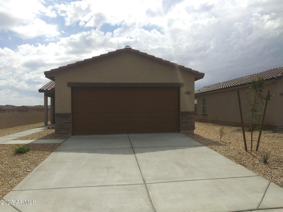 1001 Palo Verde Ave in Coolidge, AZ - Building Photo