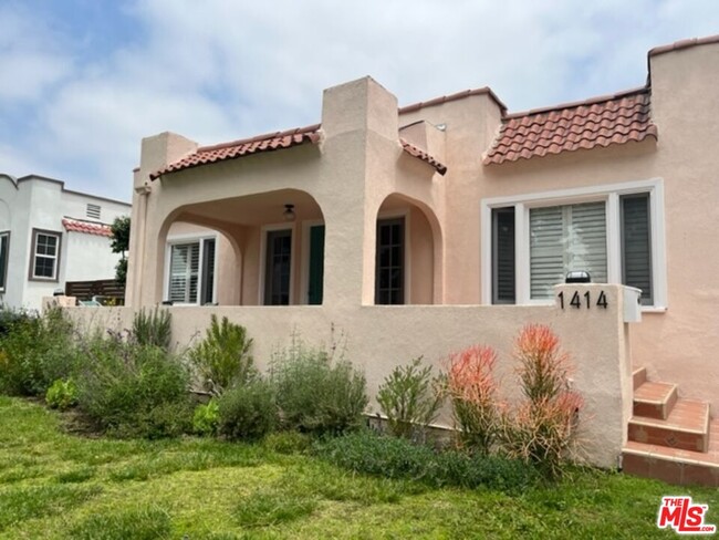 property at 1414 Armadale Ave