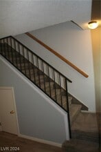 2616 Aracatuba Ave in Las Vegas, NV - Foto de edificio - Building Photo