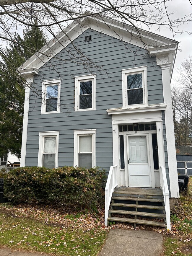 31 Cortland St, Unit 2 in Homer, NY - Building Photo - Building Photo