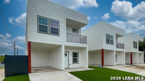 property at 626 Iowa St
