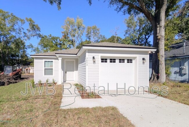 3653 Dignan St in Jacksonville, FL - Building Photo - Building Photo