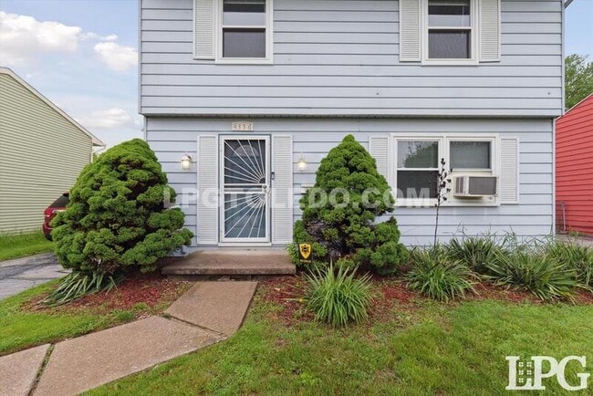 4336 Deerwood Ln in Toledo, OH - Building Photo - Building Photo