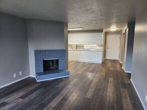 1029 Raffon Ct SE-Unit -AR7171-3 in Salem, OR - Building Photo - Building Photo