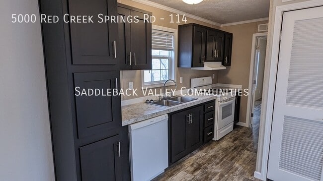 5000 Red Creek Springs Rd in Pueblo, CO - Building Photo - Building Photo