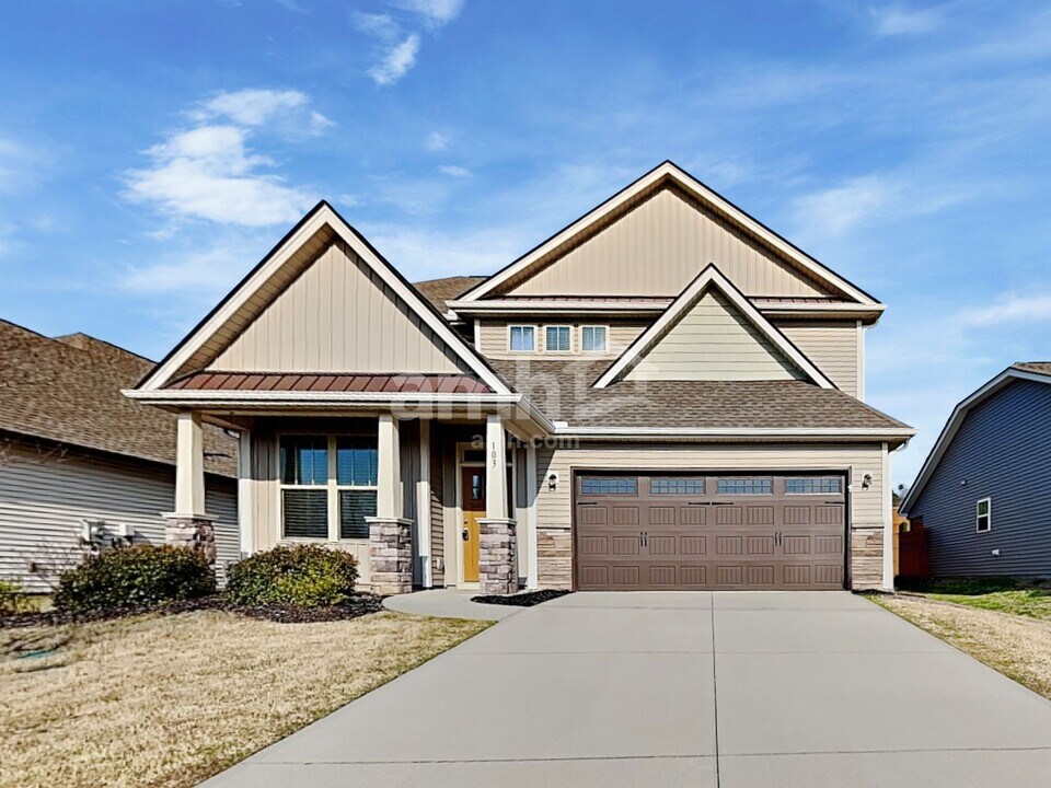 103 Ramshackle Way in Greer, SC - Building Photo