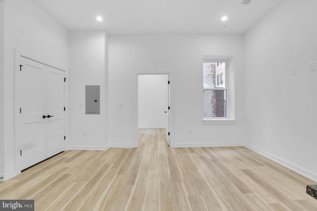 1415 Locust St in Philadelphia, PA - Building Photo