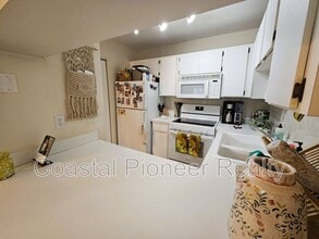 606 S Albany Ave in Tampa, FL - Building Photo - Building Photo