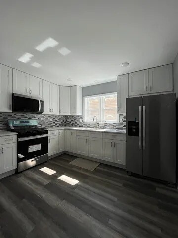 323 22nd Ave in Bellwood, IL - Building Photo