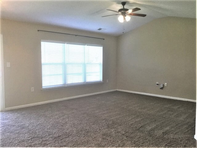 127 Hampshire Dr in Mooresville, NC - Foto de edificio - Building Photo